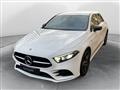 MERCEDES CLASSE A - W177 2018 A 200 Premium Night edition auto