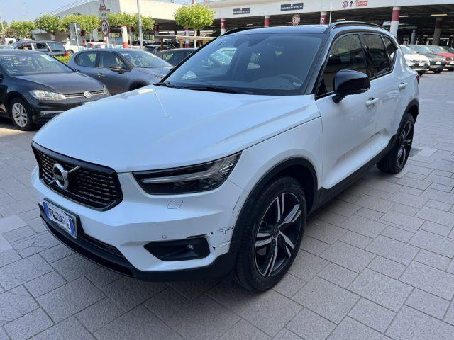 VOLVO XC40 D3 AWD Geartronic R-design