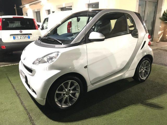 SMART FORTWO 800 40 kW coupé passion cdi