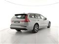 VOLVO V60 B3 automatico Essential MY24 - Pronta Consegna