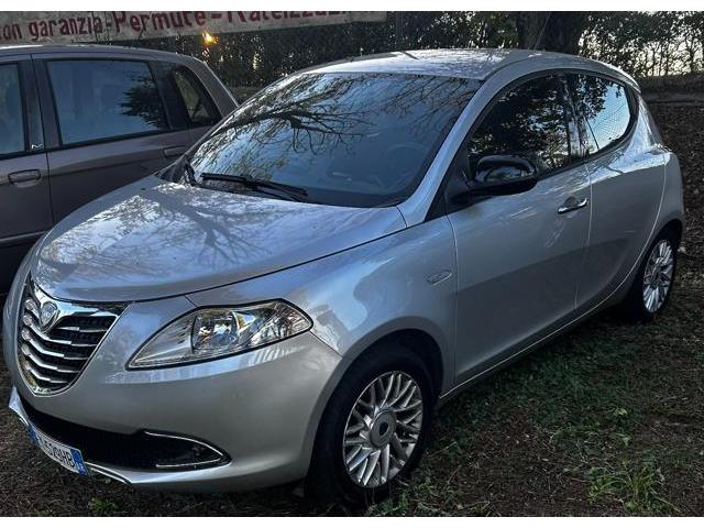 LANCIA YPSILON 1.2 69 CV 5 porte Gold