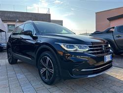 VOLKSWAGEN TIGUAN 2.0 TDI 150 CV SCR DSG 4MOTION Elegance