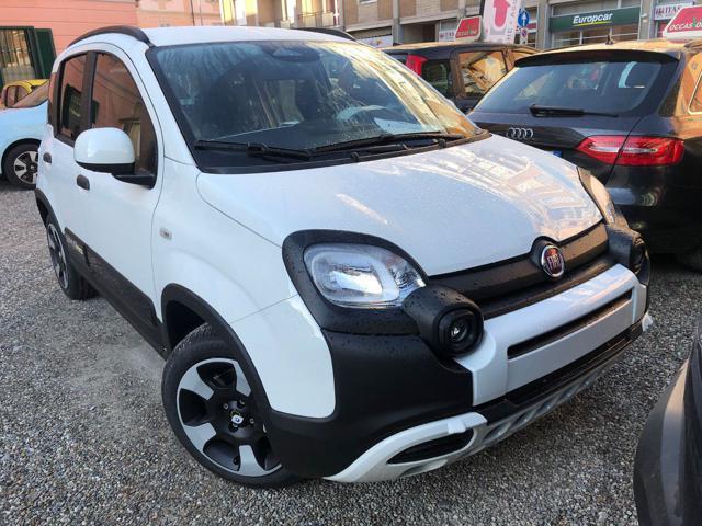 FIAT PANDA 1.0 FireFly S&S Hybrid Pandina Cross