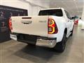 TOYOTA HILUX 2.4 D-4D A/T 4WD 4 porte Double Cab Executive