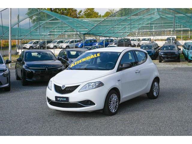 LANCIA YPSILON 1.2 69 CV 5 porte Silver