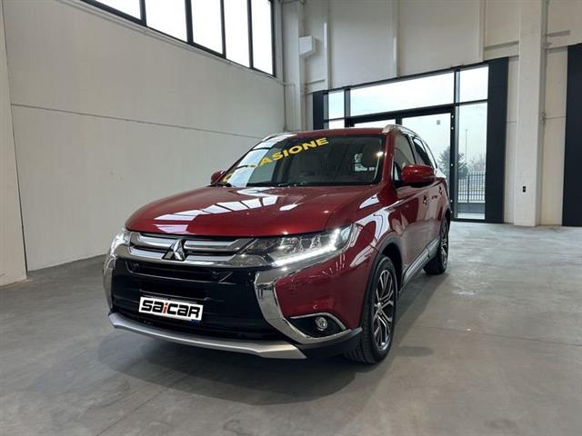 MITSUBISHI OUTLANDER 2.2 DI-D 4WD Intense