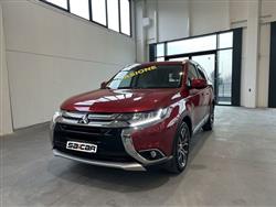 MITSUBISHI OUTLANDER 2.2 DI-D 4WD Intense