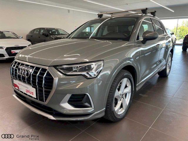 AUDI Q3 35 TDI quattro S tronic Business Advanced