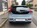 VOLVO V40 Momentum 2.0 D2