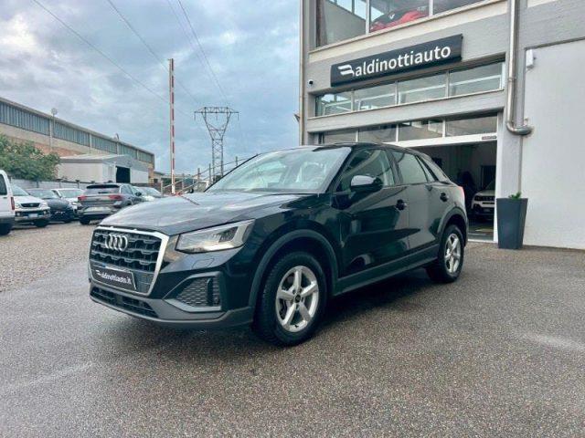 AUDI Q2 35 TFSI S tronic Business