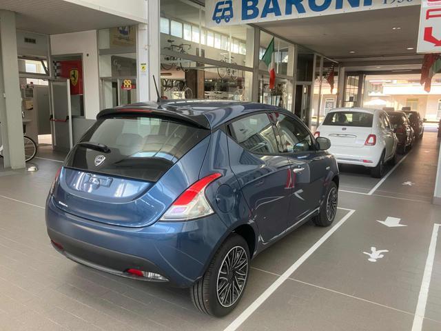 LANCIA YPSILON 1.0 Hybrid SILVER 2024 Km0