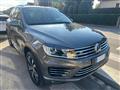 VOLKSWAGEN TOUAREG 3.0 TDI 204 CV tiptronic BlueMotion R Line