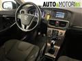 VOLVO V40 CROSS COUNTRY D2 Momentum