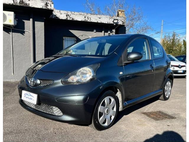 TOYOTA Aygo 1.0 Sol 5p m-mt