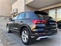 AUDI Q3 35 2.0 TDI S tronic Business Advanced COCKPIT