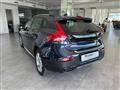 VOLVO V40 CROSS COUNTRY D3 Momentum