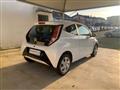 TOYOTA AYGO 1.0 VVT-i 69 CV 3 porte x-play OK NEOPATENTATI