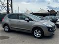 PEUGEOT 3008 1.6 e-HDi 112CV cambio robotizzato S.&S. Business