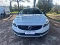 VOLVO V60 CROSS COUNTRY D3 Geartronic Business Plus