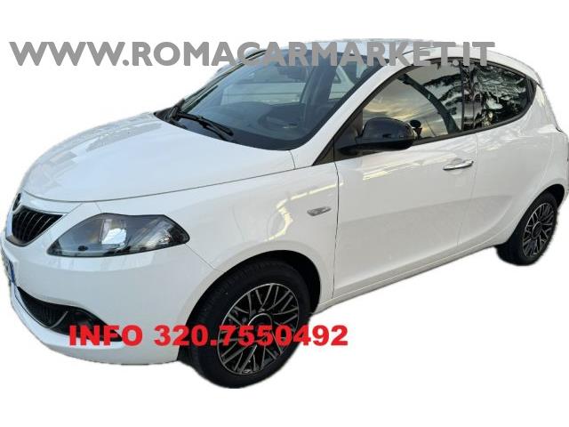 LANCIA YPSILON 1.0 FireFly 5 porte S&S Hybrid Platino KM CERTIFIC