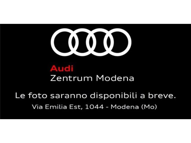 AUDI Q3 35 TDI S tronic Business Advanced