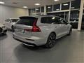 VOLVO V60 B4 (d) automatico Plus Dark MILD HYBIRD N1