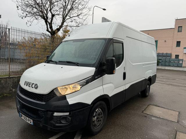 IVECO DAILY 35S  2.3 HPT Furgone