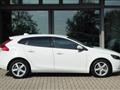 VOLVO V40 D2