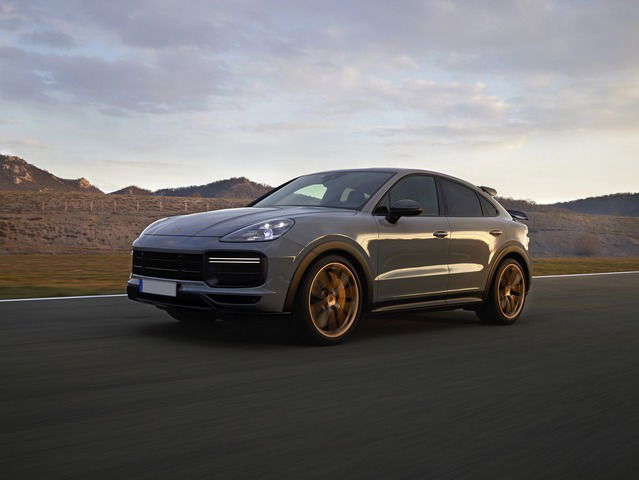 PORSCHE CAYENNE Coupé 3.0 V6 E-Hybrid Platinum Edition