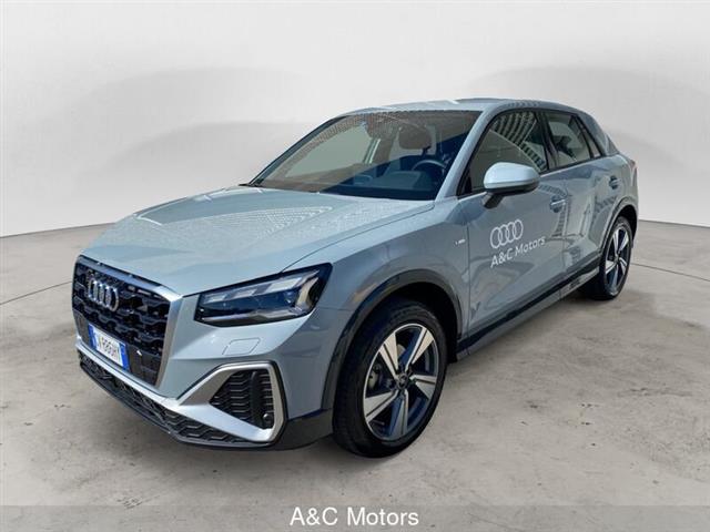 AUDI Q2 30 TDI S line Edition