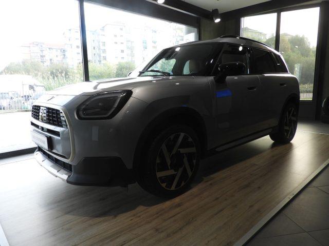 MINI COOPER COUNTRYMAN C Favoured Countryman