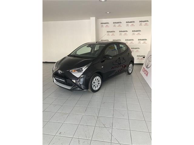 TOYOTA AYGO Connect 1.0 VVT-i 72 CV 5 porte x-play