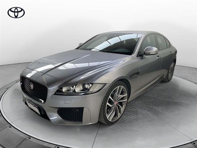 JAGUAR XF 2.0 D 180 CV AWD aut. Chequered Flag