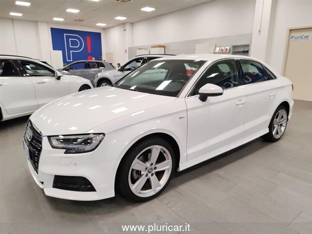 AUDI A3 SEDAN A3 Sedan 30 TDI S tronic Business