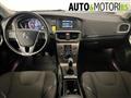 VOLVO V40 CROSS COUNTRY D2 Momentum