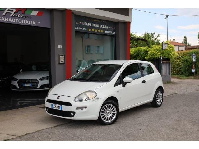 FIAT PUNTO 1.2 8V 3 porte Street NEOPATENTATI