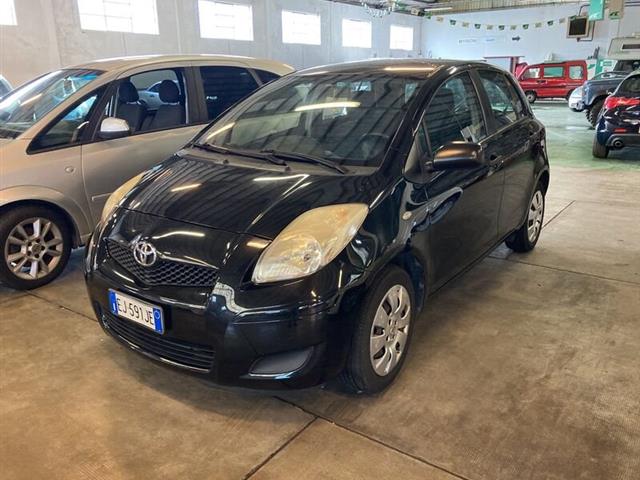 TOYOTA YARIS 1.0 5 porte