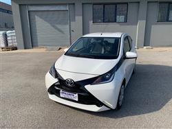 TOYOTA Aygo 1.0 VVT-i 69 CV 5 porte x-play