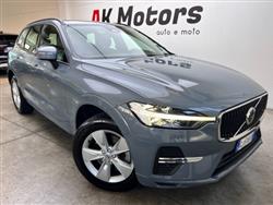 VOLVO XC60 B4 (d) AWD automatico Momentum