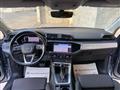 AUDI Q3 35 2.0 TDI S tronic Business COCKPIT