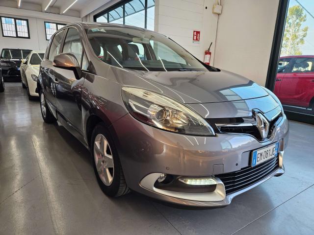 RENAULT ScÃ©nic X-Mod 1.5 dci Wave s