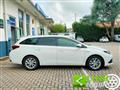 TOYOTA AURIS 1.8 Hybrid Active