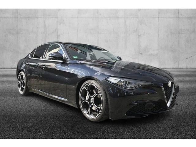 ALFA ROMEO GIULIA 2.0 Turbo 200 CV AT8 Ti