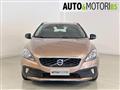 VOLVO V40 CROSS COUNTRY D2 Momentum