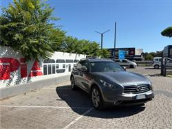 INFINITI QX70 3.0 diesel V6 AT GT Premium