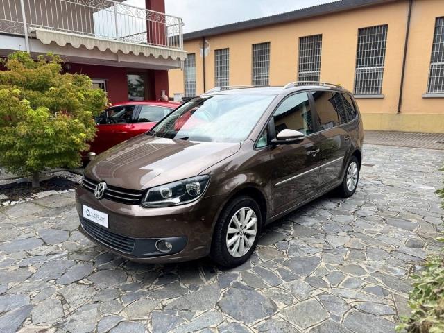 VOLKSWAGEN Touran 1.4 tsi Highline Business ecofuel M 150cv dsg