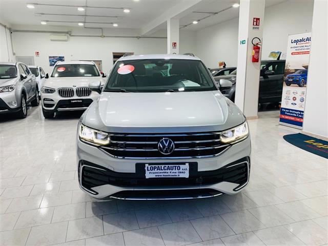 VOLKSWAGEN Tiguan 2.0 TDI 150CV SCR DSG R-Line