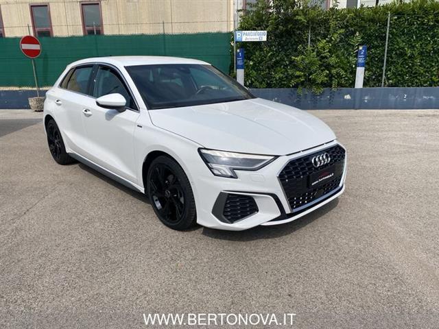 AUDI A3 SPORTBACK A3 SPB 30 TDI S tronic S line edition