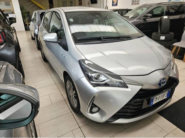 TOYOTA Yaris 1.5h Active