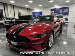 FORD MUSTANG Fastback 5.0 V8 aut. GT